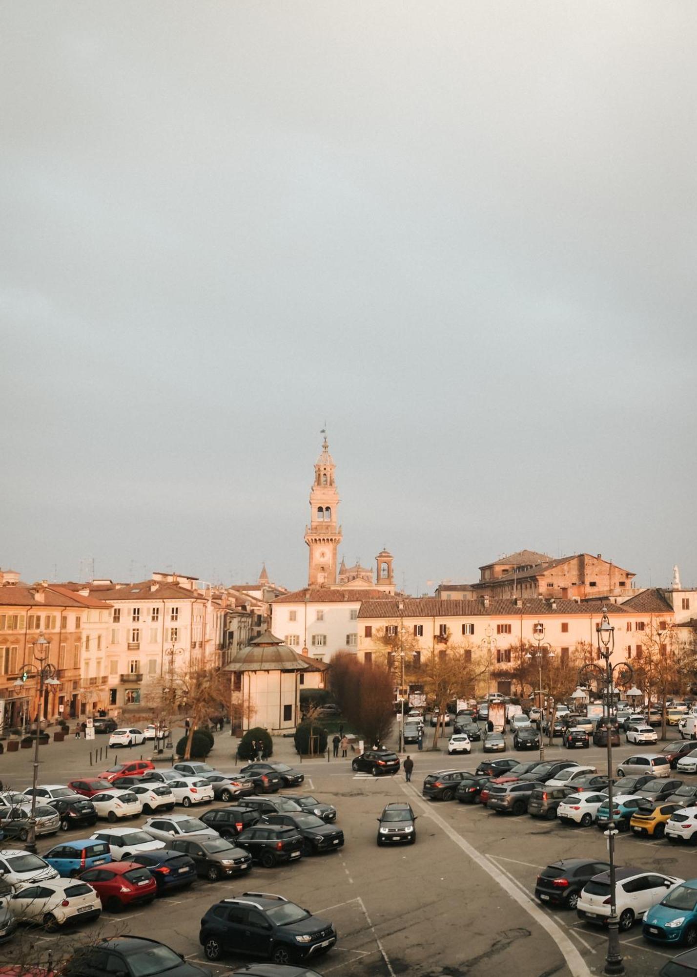 Casale City Casale Monferrato Exterior foto